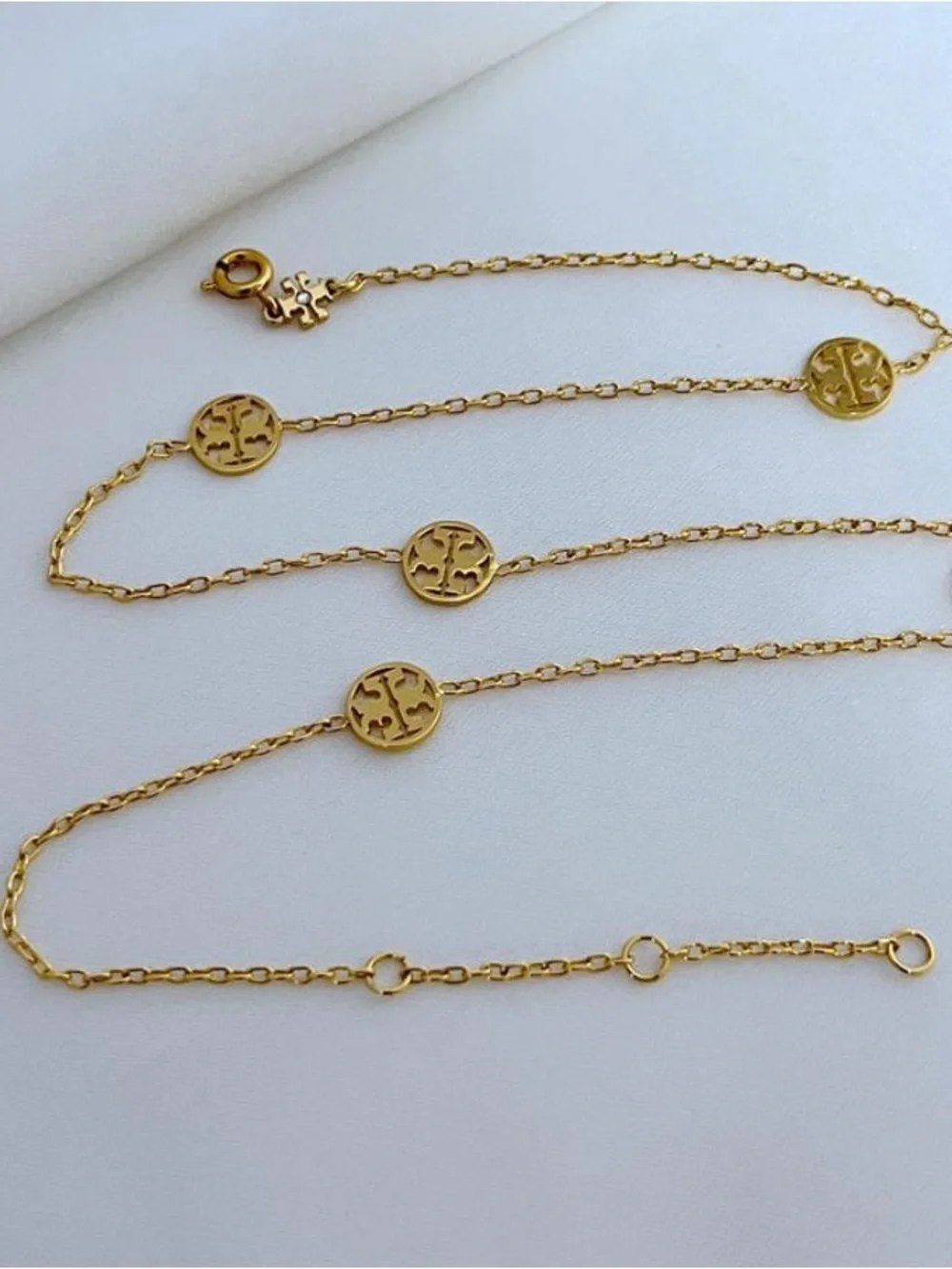 Tory Burch Gold Logo Station Necklace - Gold